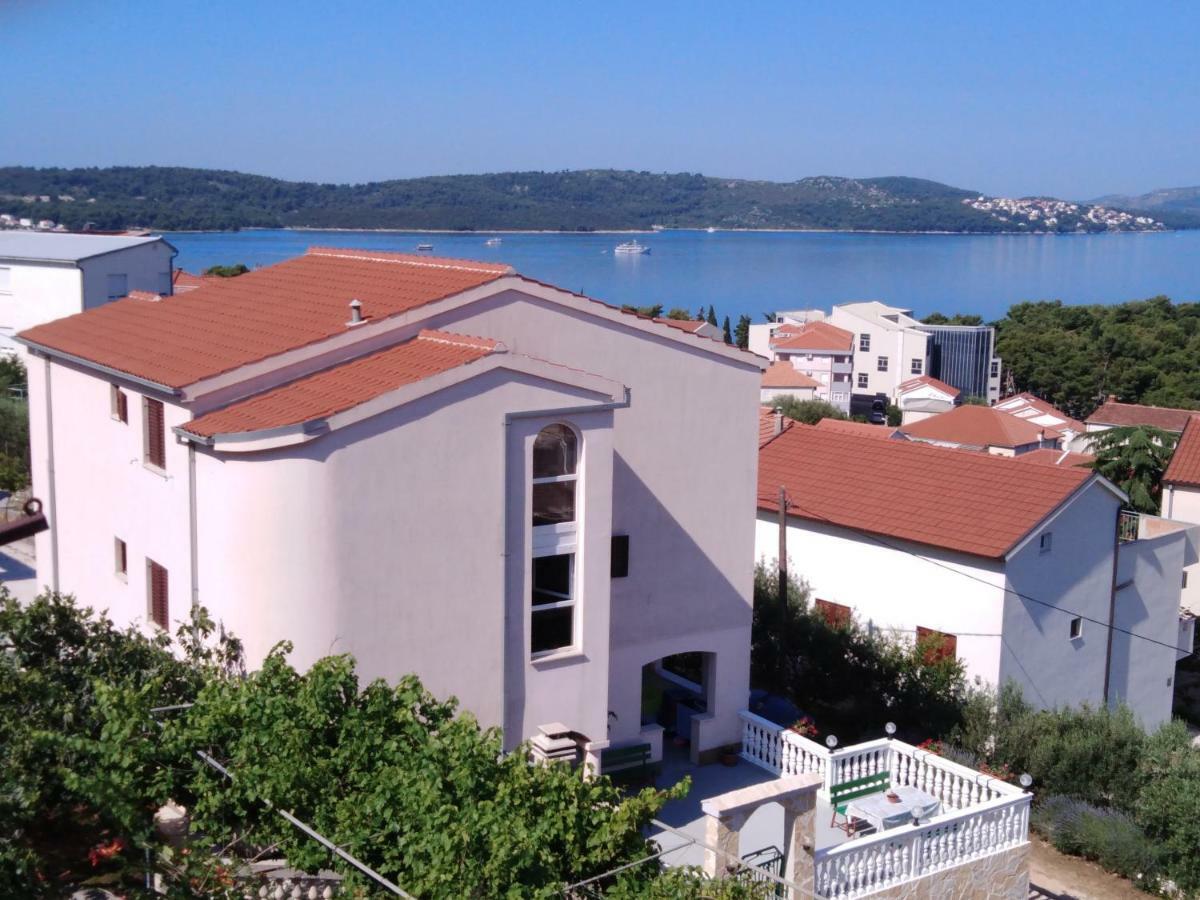 Apartments Gracia & Toni Trogir Exterior foto